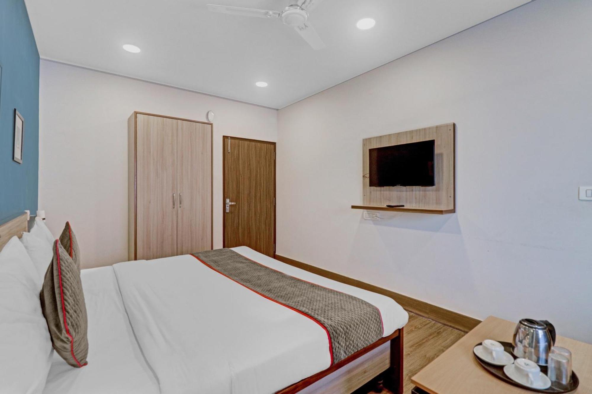 Hotel O Bharat'S Heritage Nuova Delhi Esterno foto